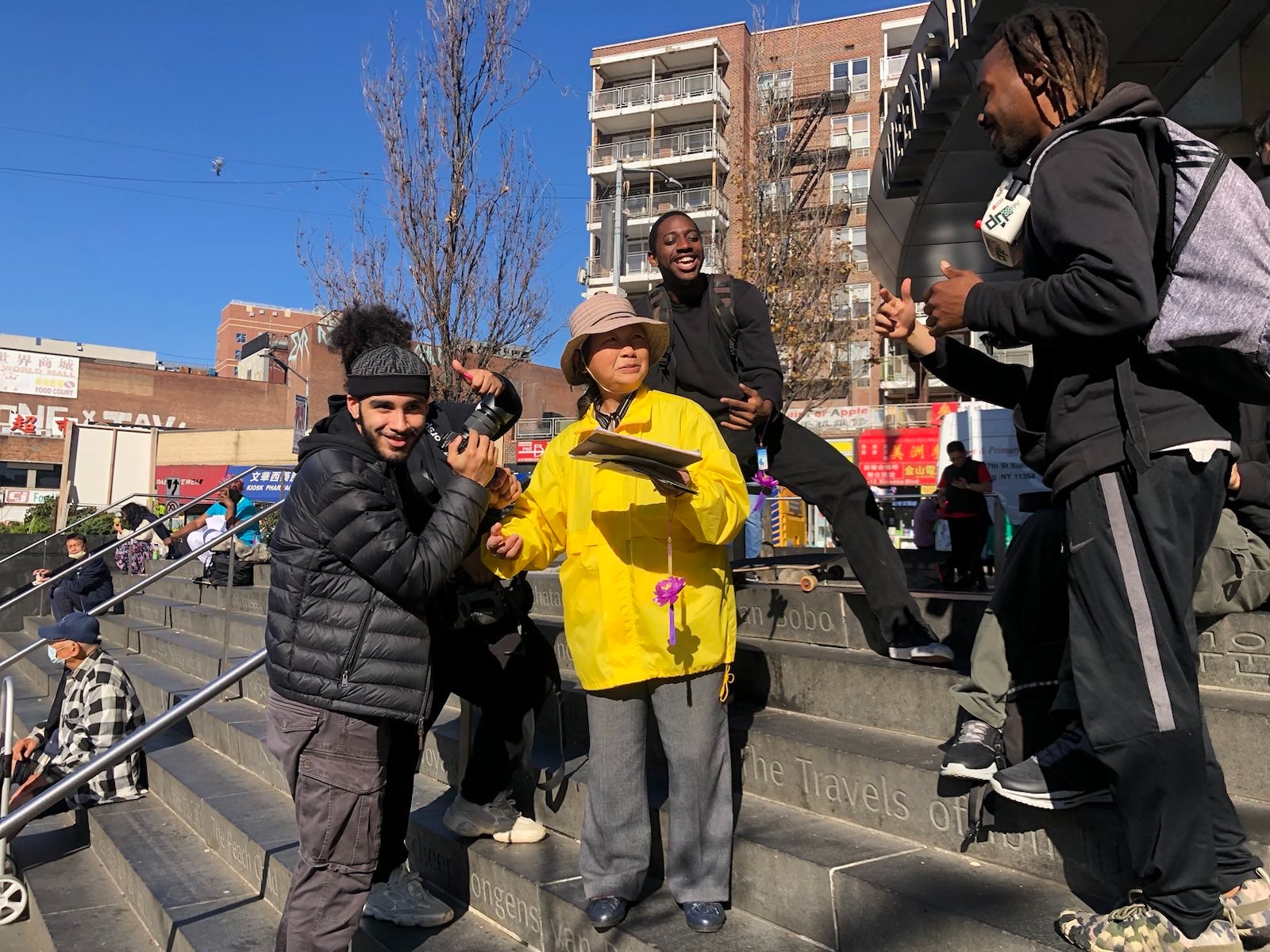 组图:万圣节当天 法拉盛缅街有逾150人三<span style='max-width:0px!important;margin-left:-4px;color:#eee!important;'>:</span>退<span style='max-width:0px!important;margin-left:-4px;color:#eee!important;'>.</span> 8 IMG 2730